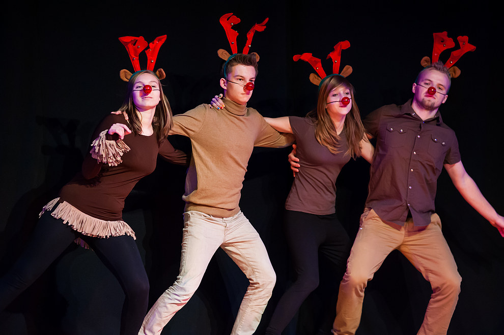 Spin Freekies - “Świąteczny czas” ("Teatr Tańca" Wielkiej Orkiesty Świątecznej Pomocy w ArtBemie)